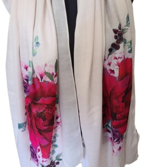 TRÏBE Elegant Long Red & Pink Floral Scarf Wrap NWT - Picture 2 of 5